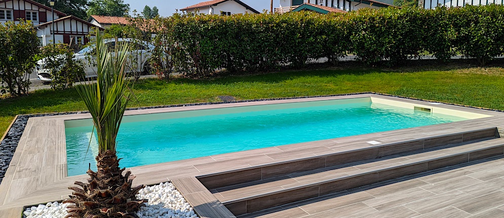 POOL CONCEPT PISCINE PAYS BASQUE SAINT JEAN DE LUZ BIARRITZ ANGLET BAYONNE construction renovation entretien depannage